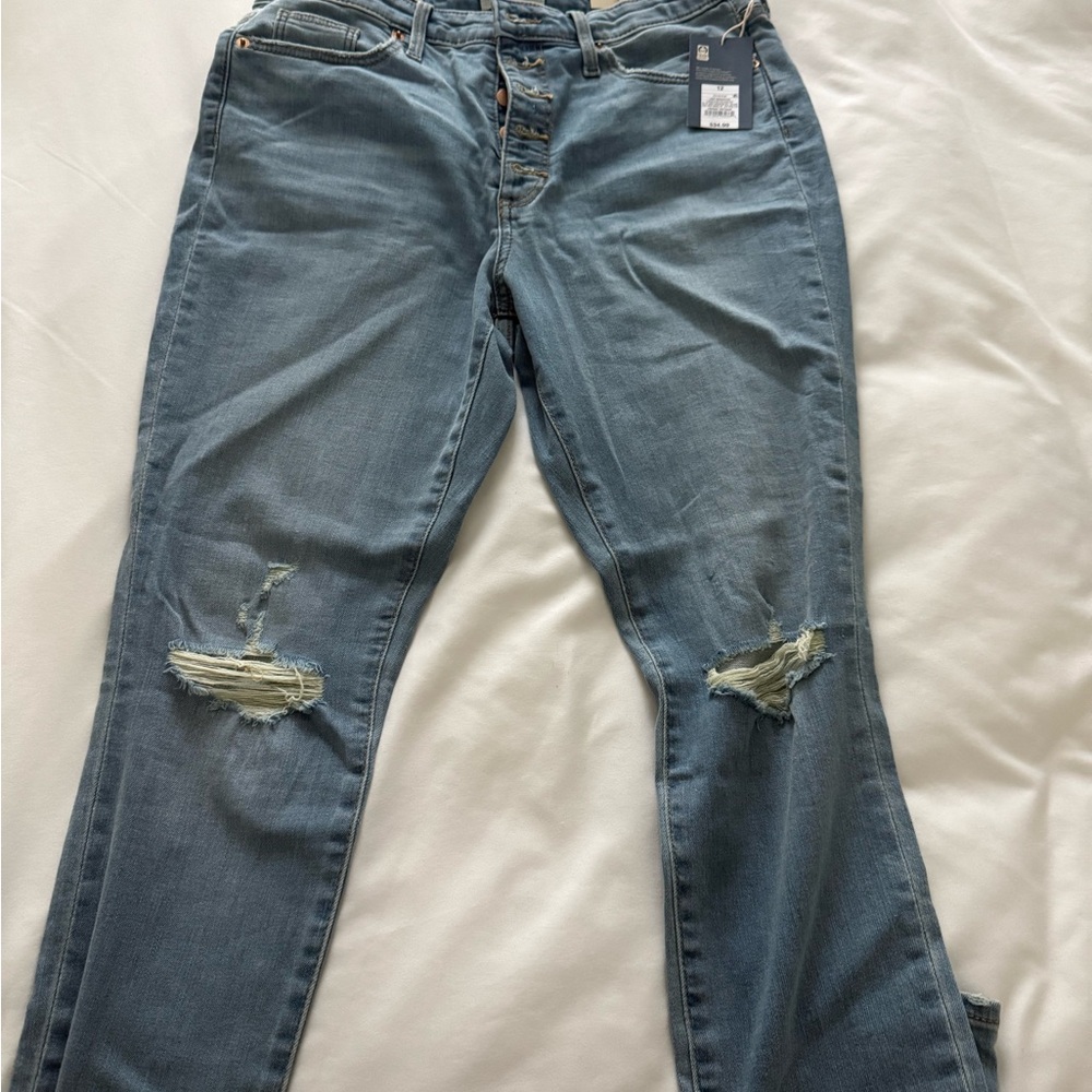 Women's Distressed Blue Jeans